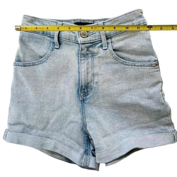 Express Light Wash Denim Mom Shorts Shortie Super High Rise 00 - Picture 4 of 4